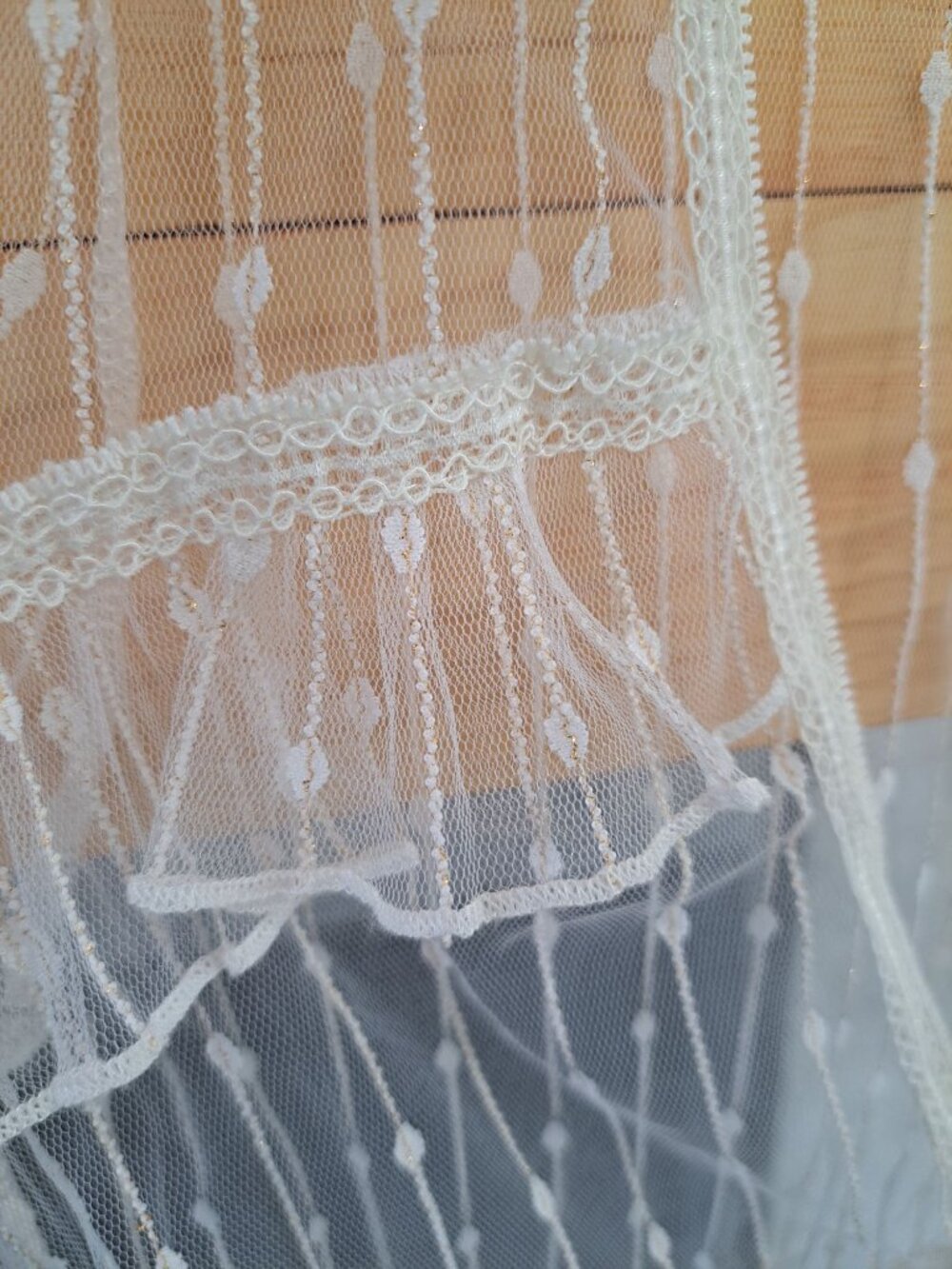 New Med Sheer White Polka Dot Mesh Wrap Top Ruffle Hem Elastic Cuffs Cottage - Picture 5 of 11